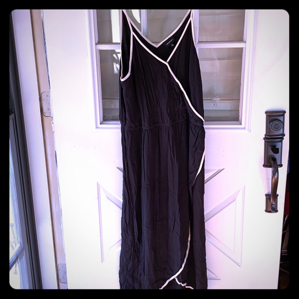 Who What Wear Black Wrap Dress with Cream Trim